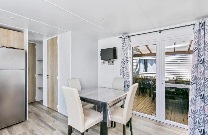 Particulier Loue Ce Mobil-Home 3 Chambres, Tout Confort Valras-Plage Exterior foto