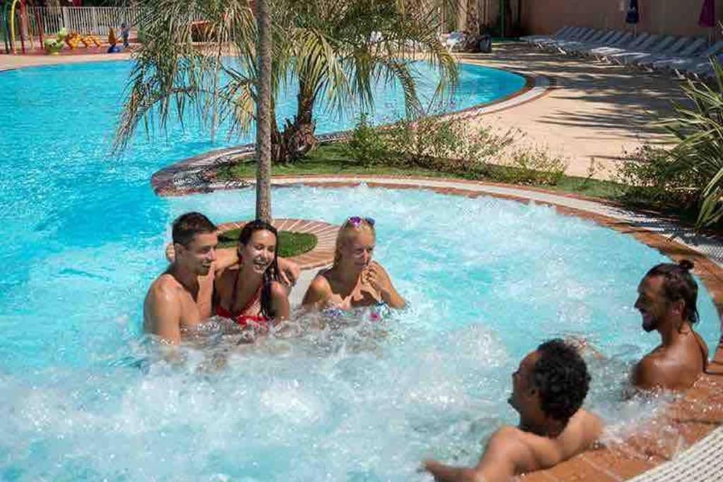 Particulier Loue Ce Mobil-Home 3 Chambres, Tout Confort Valras-Plage Exterior foto